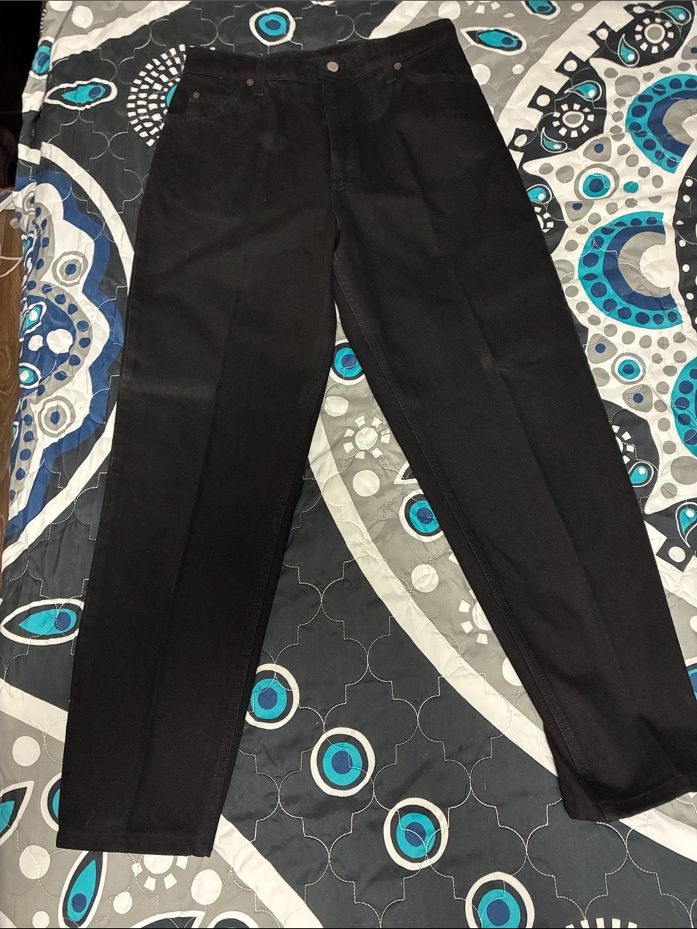 Levi's Black Straight-Leg Women’s Pants